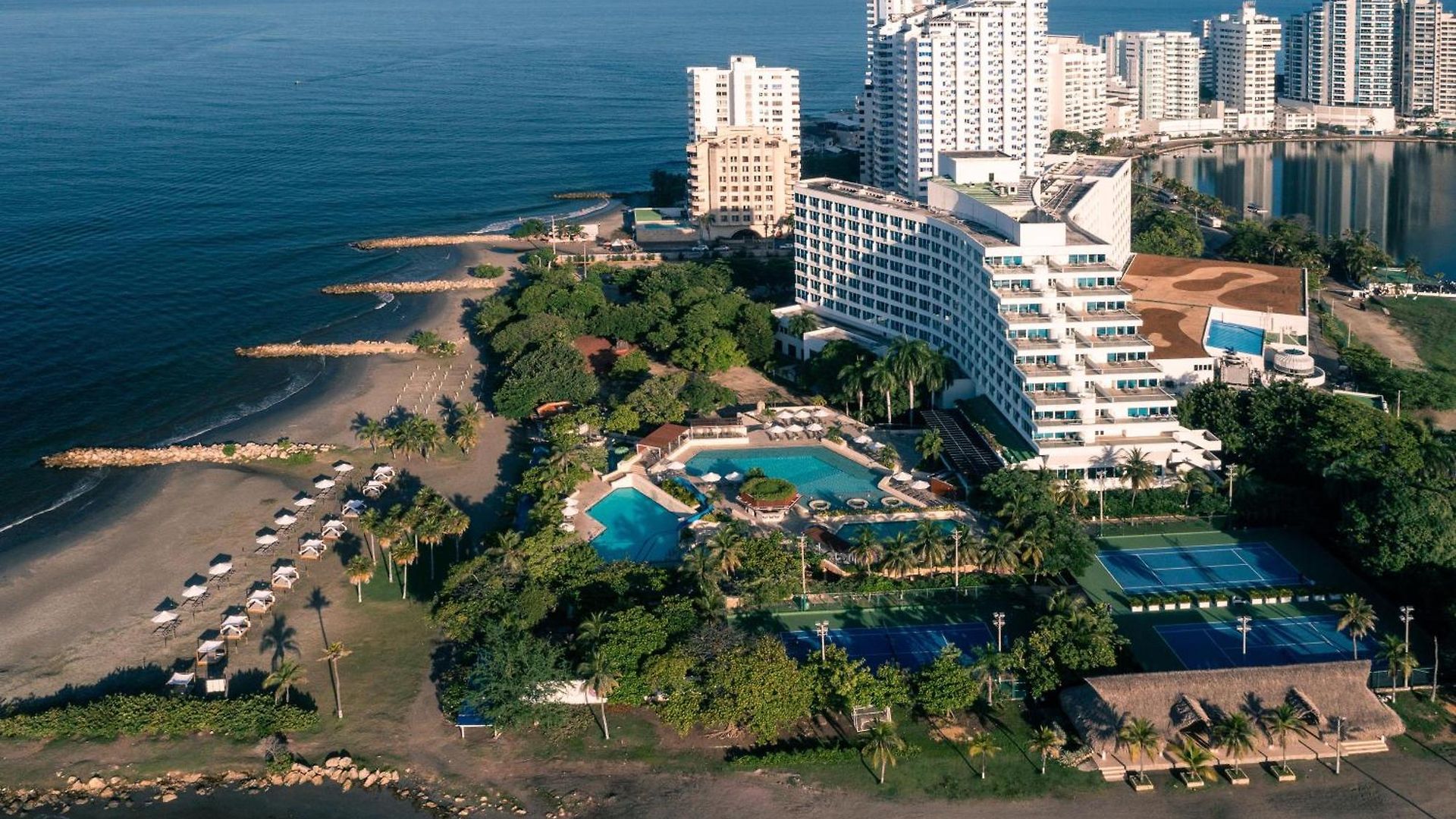 Hilton Resort 4*