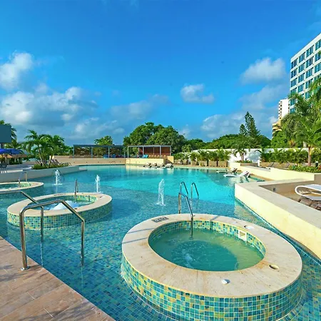Hilton Resort 4*