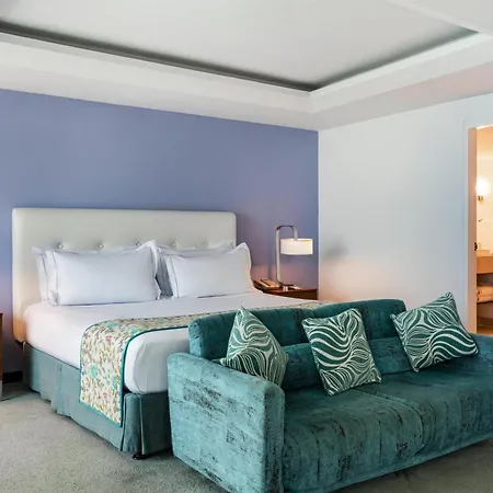 Hilton 4*