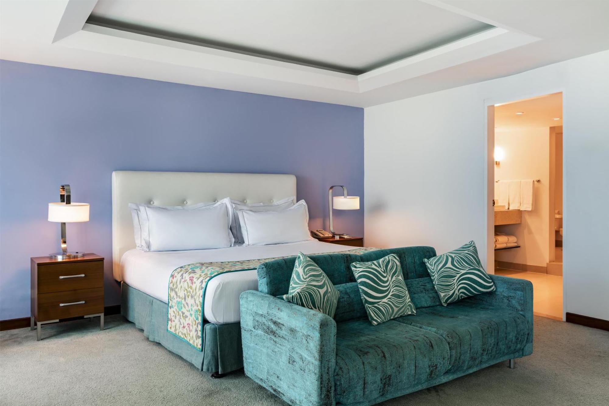 Hilton 4*